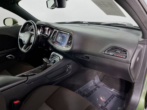 Used 2022 Dodge Challenger R/T Scat Pack RWD image 31