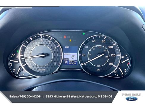Used 2019 Nissan Armada Platinum w/ Captain's Chairs Package RWD image 14