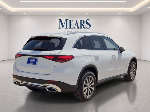 Used 2026 Mercedes-Benz GLC 300 4MATIC image 5
