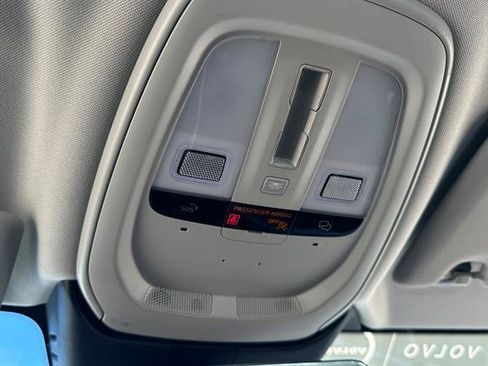 Certified 2025 Volvo S60 B5 Plus FWD image 32
