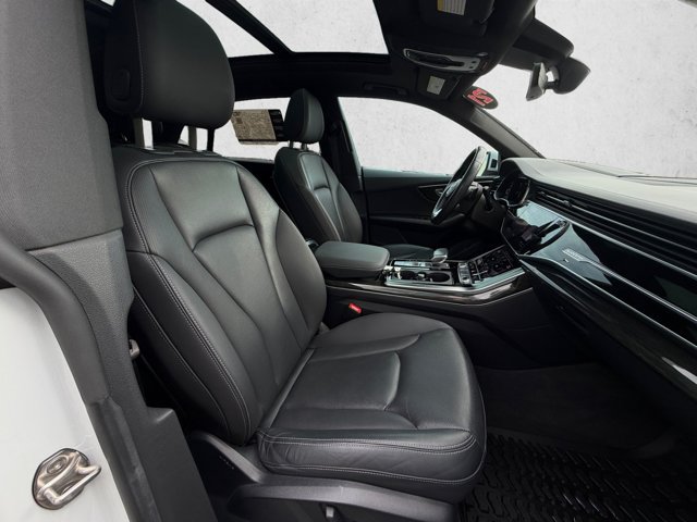 Used 2021 Audi Q8 Prestige w/ Prestige Package AWD/4WD image 24