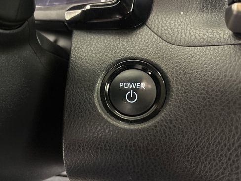 Used 2025 Toyota Camry LE image 16