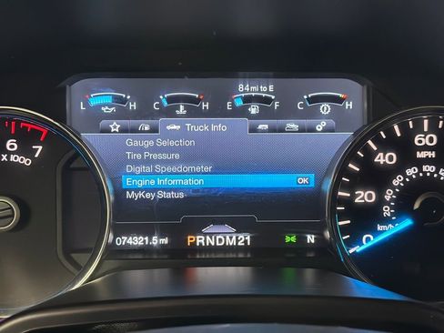 Used 2016 Ford F150 Platinum w/ Equipment Group 701A Luxury image 5