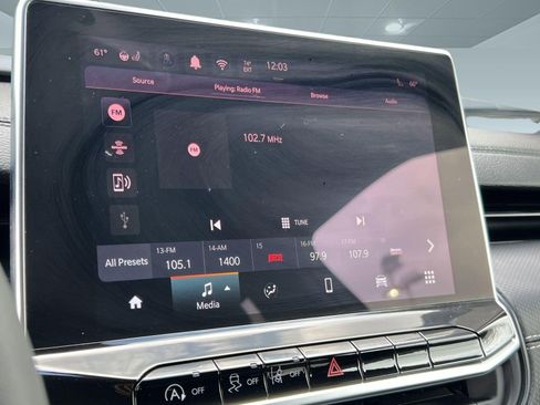 Used 2024 Jeep Compass Latitude w/ Convenience Group image 23