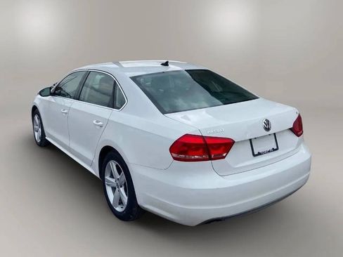 Used 2012 Volkswagen Passat 2.5 SE FWD image 4
