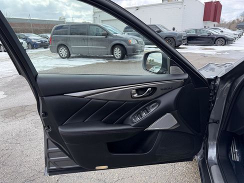 Used 2019 INFINITI Q50 Red Sport 400 w/ Proactive Package image 10