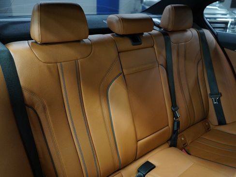 Used 2017 BMW 540i RWD image 25