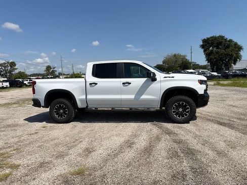 New 2026 Chevrolet Silverado 1500 ZR2 w/ LPO, Dark Essentials Package AWD/4WD image 16