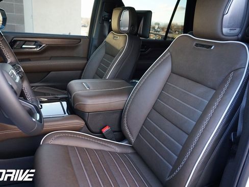 Used 2026 GMC Yukon Denali Ultimate image 19