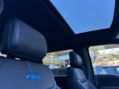 New 2026 Ford F250 Platinum AWD/4WD image 15