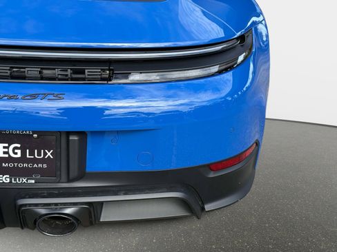 Used 2025 Porsche 911 Carrera GTS image 24