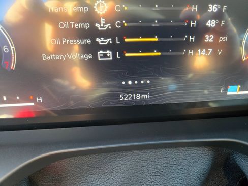 Used 2021 Jeep Grand Cherokee L Limited w/ Luxury Tech Group II image 12