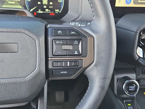 Used 2025 Toyota Land Cruiser image 25