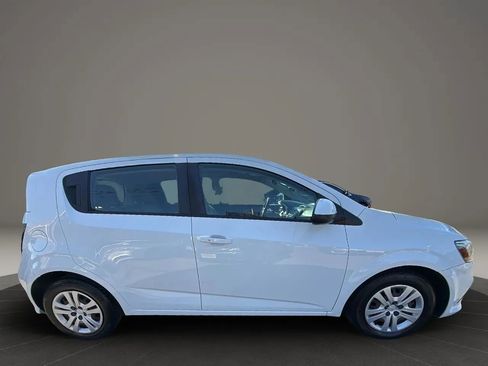 Used 2020 Chevrolet Sonic LT image 4