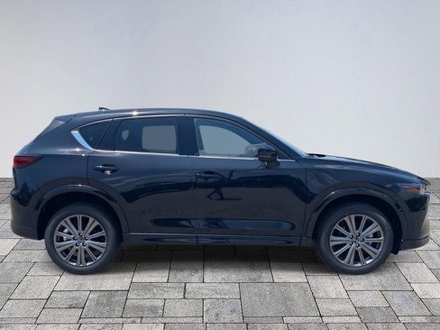 New 2025 MAZDA CX-5 Signature image 8