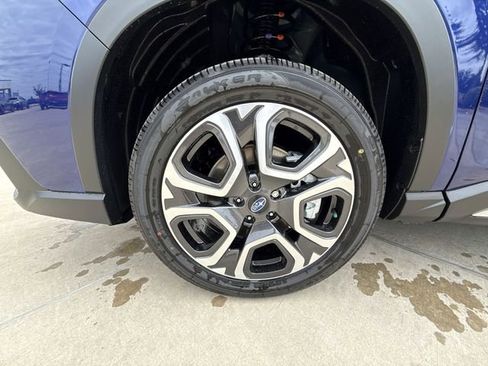 New 2026 Subaru Ascent Limited AWD/4WD image 10