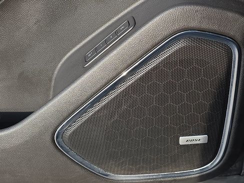 Used 2016 GMC Yukon XL SLT w/ Open Road Package image 32