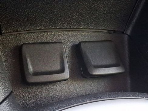 Used 2018 Chevrolet Cruze LS FWD image 23