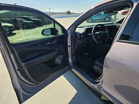 Used 2024 Chevrolet Blazer EV RS AWD/4WD image 19