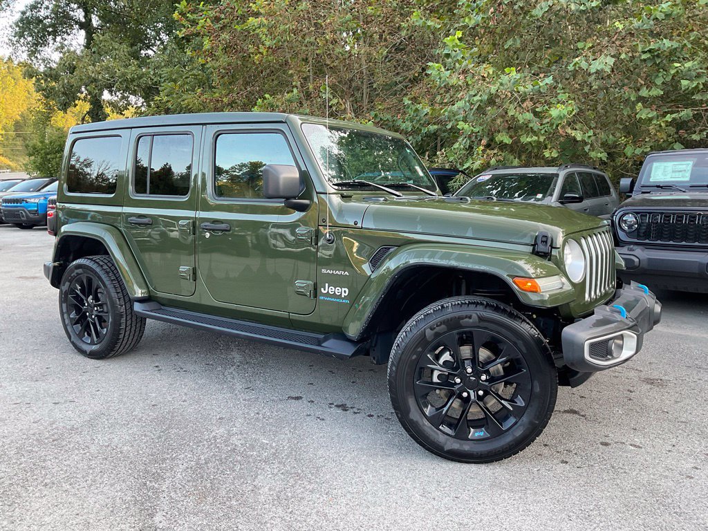 Used 2023 Jeep Wrangler Unlimited Sahara w/ Cold Weather Group AWD/4WD 360° Tour