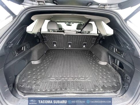 Used 2022 Subaru Outback Limited image 19