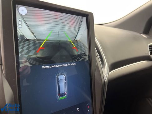 Used 2021 Ford Edge Titanium w/ Equipment Group 301A image 15