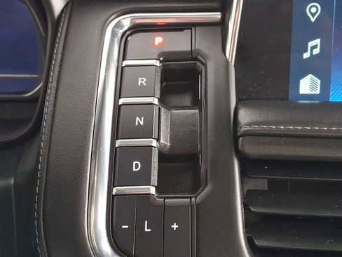 Used 2023 Chevrolet Tahoe LT w/ Luxury Package image 16