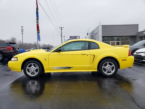 Used 2003 Ford Mustang Coupe image 8