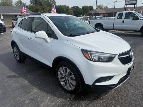 Used 2020 Buick Encore Preferred FWD image 4