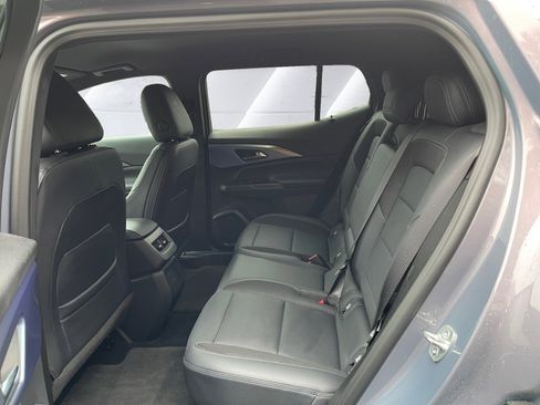 Certified 2025 Chevrolet Equinox EV LT w/ Convenience Package image 14