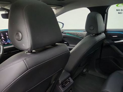 Used 2025 Audi A6 e-tron Premium Plus w/ Premium Plus RWD image 33