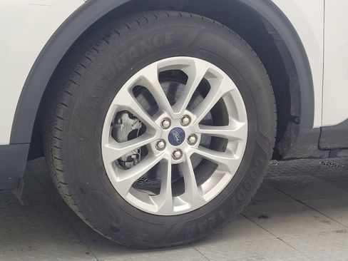 Used 2022 Ford Escape SE FWD image 31