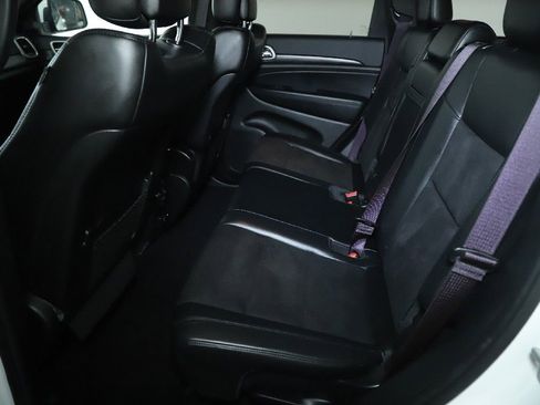 Used 2021 Jeep Grand Cherokee Laredo X AWD/4WD image 14