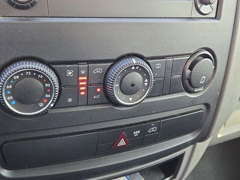 Used 2017 Mercedes-Benz Sprinter 3500 image 12