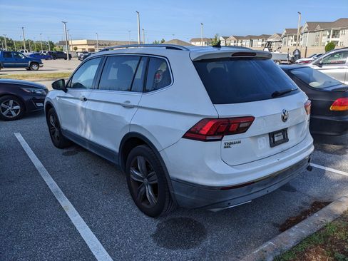 Used 2019 Volkswagen Tiguan SEL Premium image 20