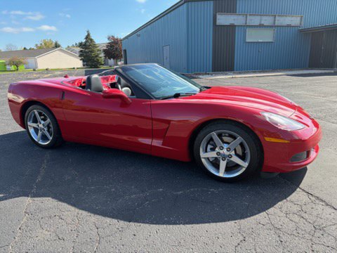 Used 2005 Chevrolet Corvette Convertible w/ Preferred Equipment Group RWD image 3