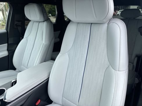 Used 2024 Cadillac Lyriq Luxury RWD image 19