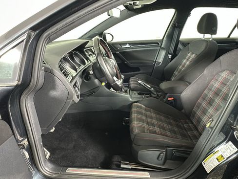 Used 2017 Volkswagen GTI S FWD image 13