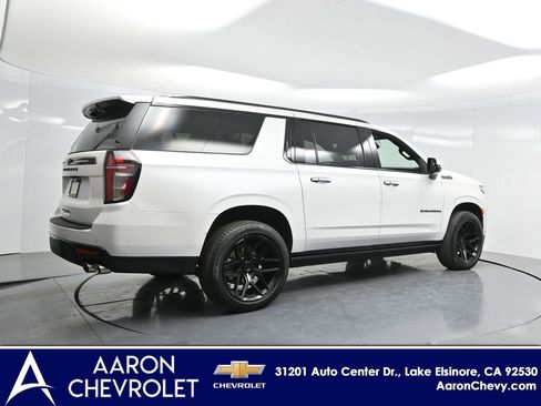 New 2024 Chevrolet Suburban High Country image 28