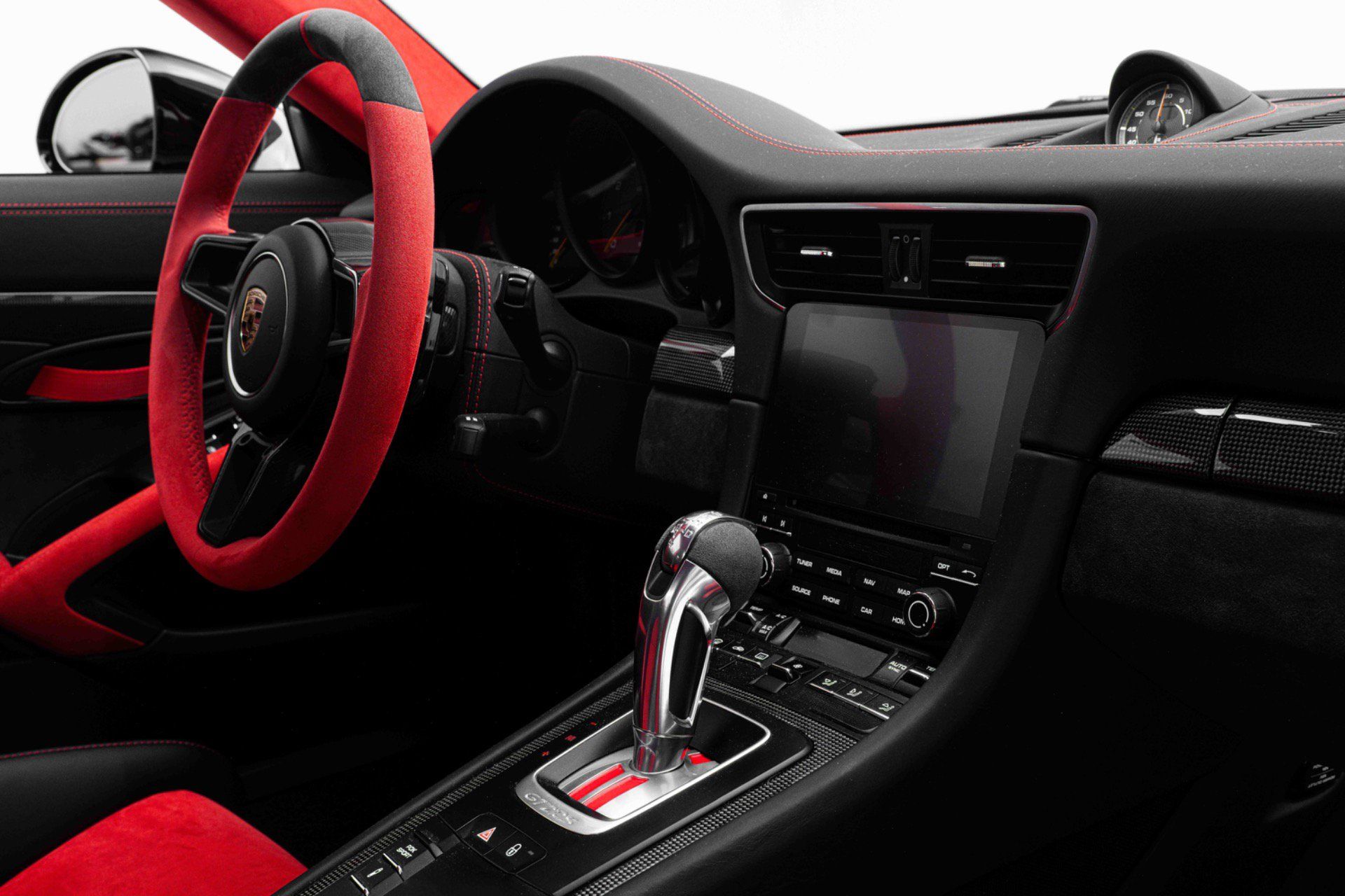 Used 2018 Porsche 911 GT2 RS RWD image 29