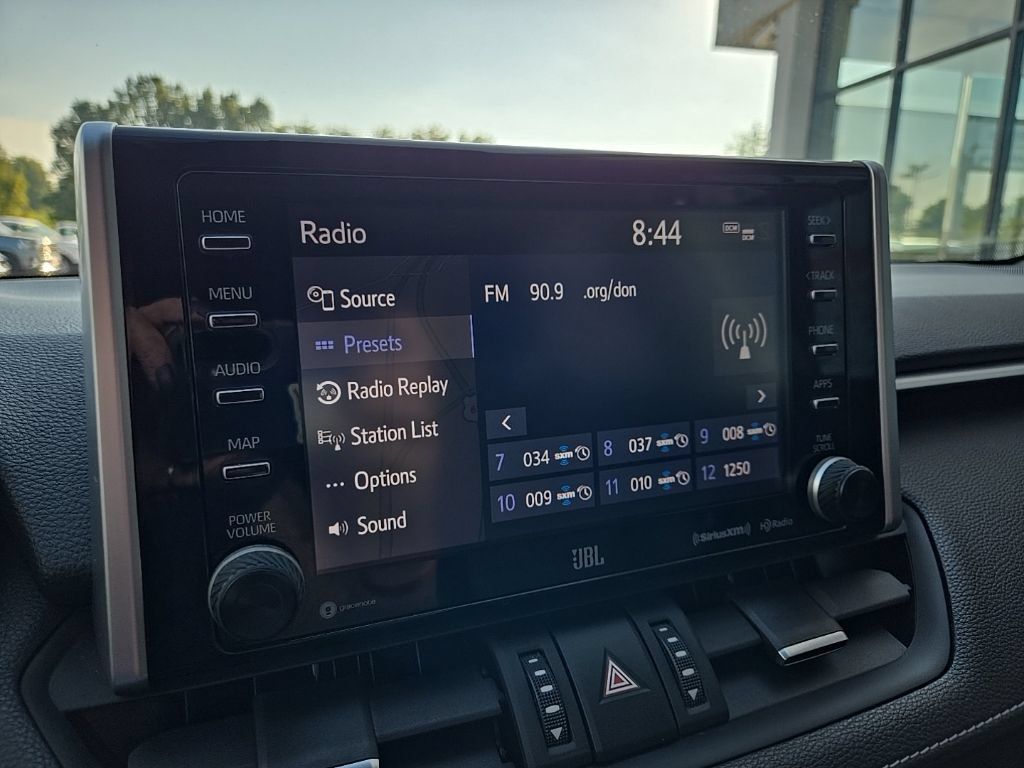 Used 2019 Toyota RAV4 Limited w/ Cold Weather Package AWD/4WD image 53