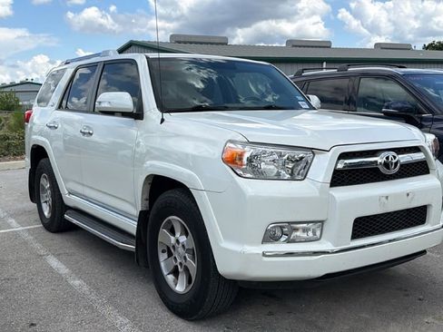 Used 2012 Toyota 4Runner SR5 w/ Convenience Pkg RWD image 3