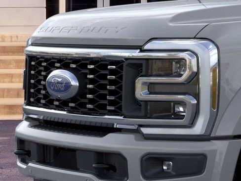 New 2026 Ford F450 Platinum w/ FX4 Off-Road Package AWD/4WD image 17