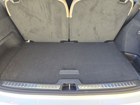 New 2026 Volvo XC90 B6 Ultra image 37