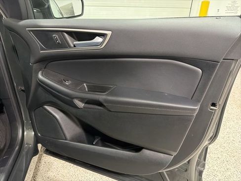 Used 2023 Ford Edge SEL image 19