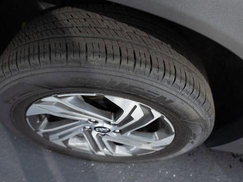 Used 2023 Hyundai Santa Fe SEL image 25