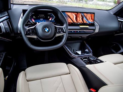 New 2026 BMW X3 xDrive30 w/ Premium Package AWD/4WD image 9