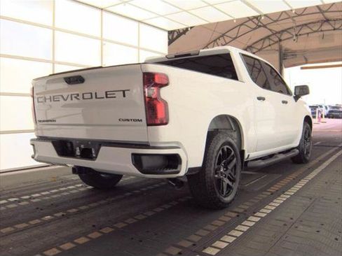 Used 2025 Chevrolet Silverado 1500 Custom w/ Turbomax Blackout Package RWD image 7