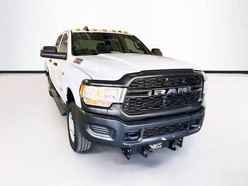 Used 2022 RAM 2500 Tradesman AWD/4WD image 3
