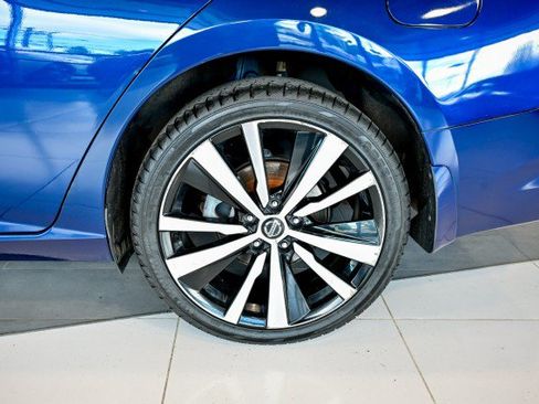 Used 2019 Nissan Altima 2.5 SR AWD/4WD image 15